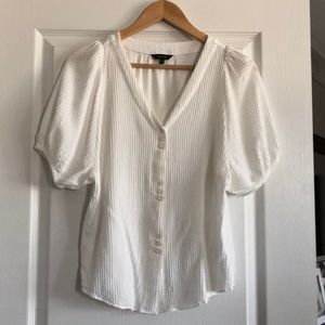 RW&CO. white button up blouse size small